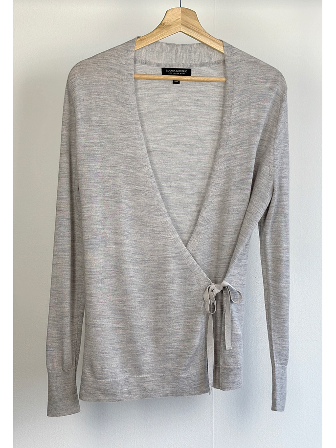 Chaleco gris cruzado 1