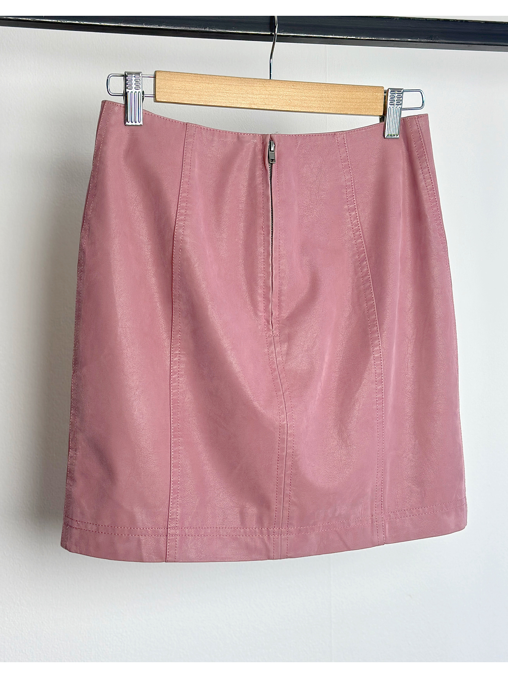 Falda mini rosada  3