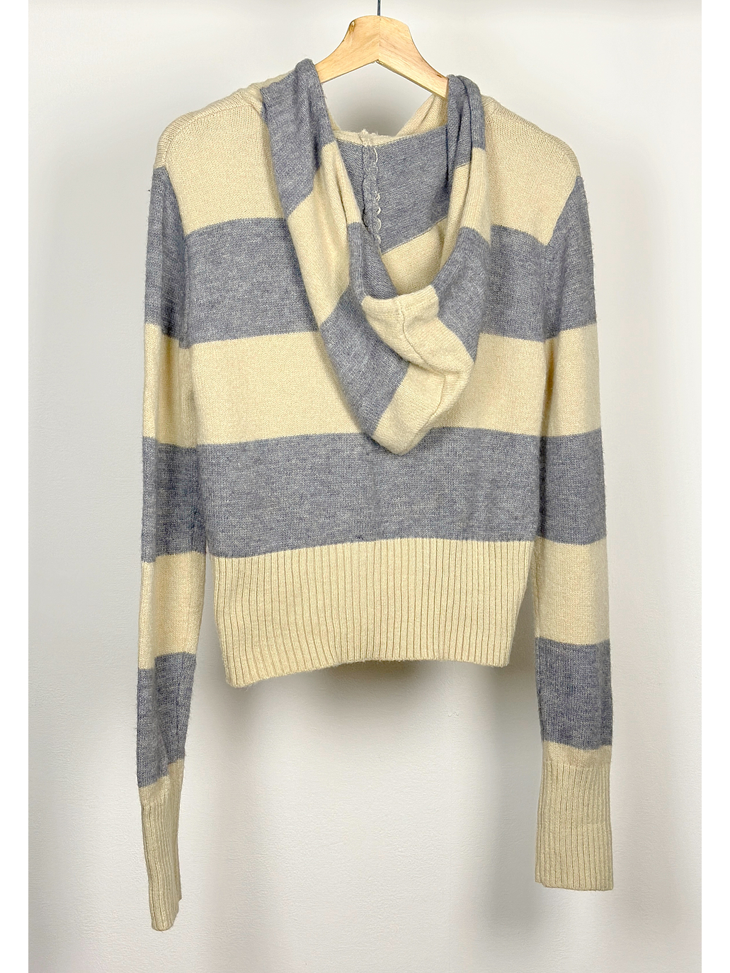 Chaleco tipo hoodie 3