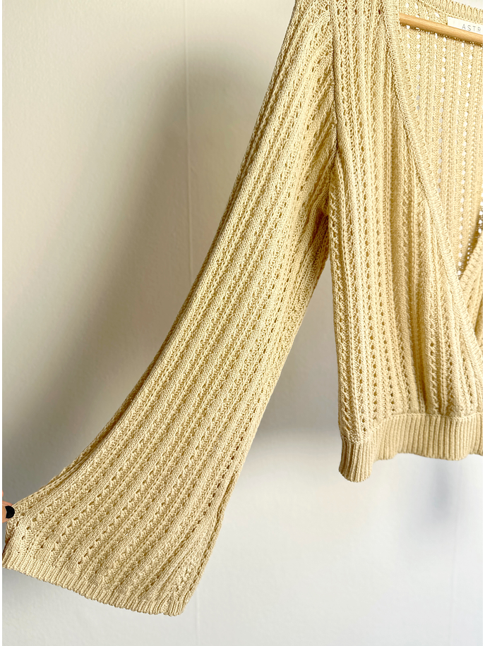 Chaleco beige calado 4