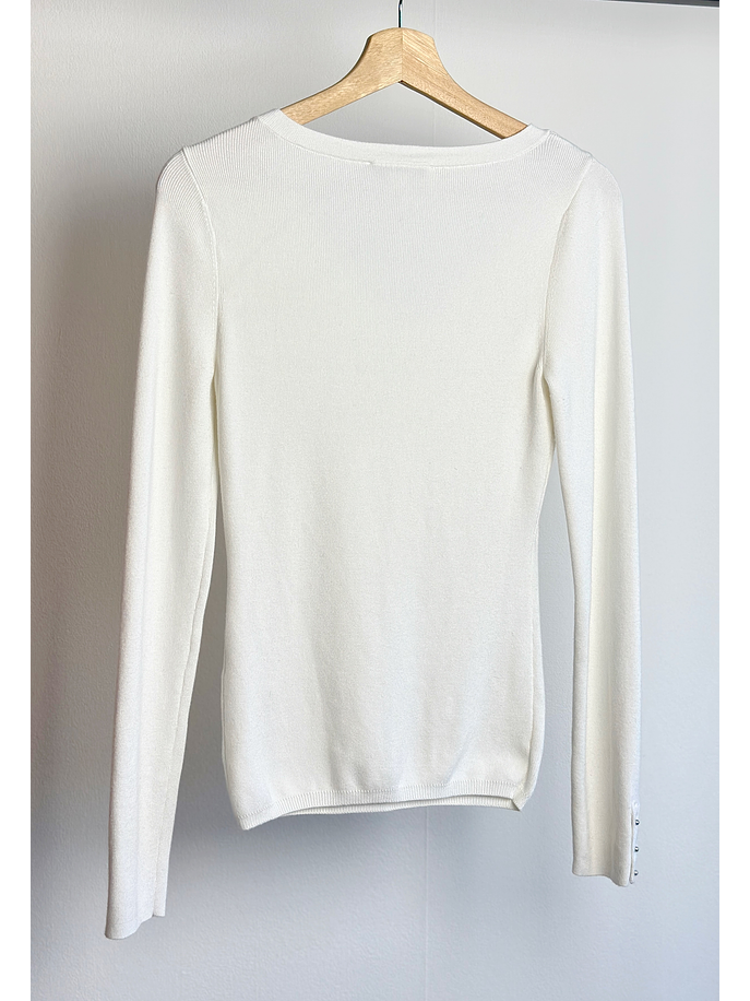 Chaleco blanco cuello V 3