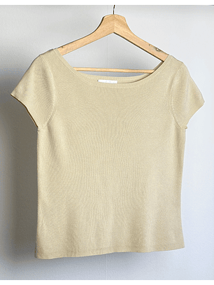 Polera de punto beige 