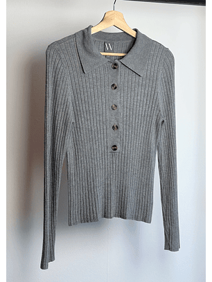 Polera gris acanalada