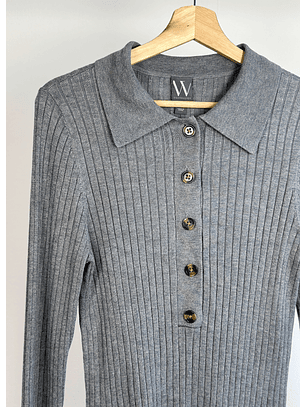 Polera gris acanalada