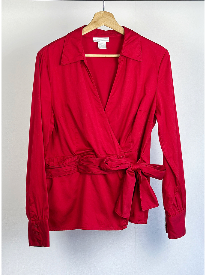 Camisa roja con cinta 1