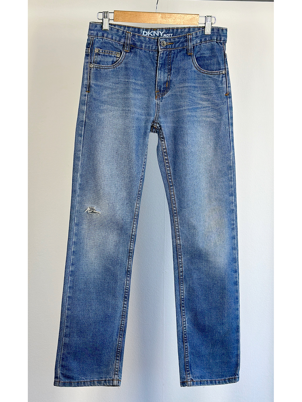 Jeans azul tiro medio 1