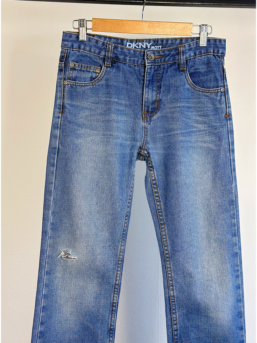 Jeans azul tiro medio 2