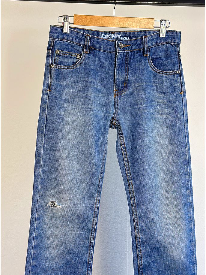 Jeans azul tiro medio 2