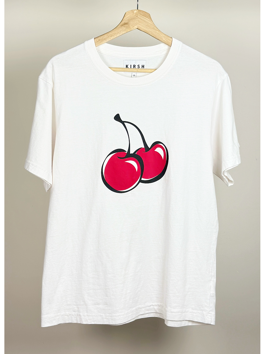 Polera blanca estampada  1