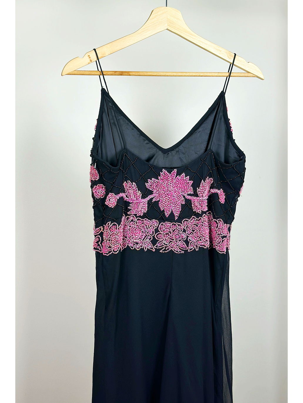 Vestido de seda bordado 3