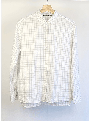 Camisa blanca cuadrillé