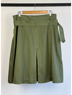 Falda verde militar