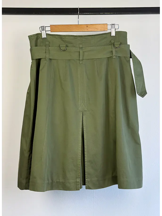 Falda verde militar 2