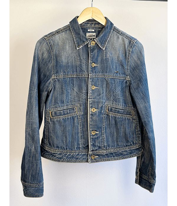 Chaqueta denim azul lavado