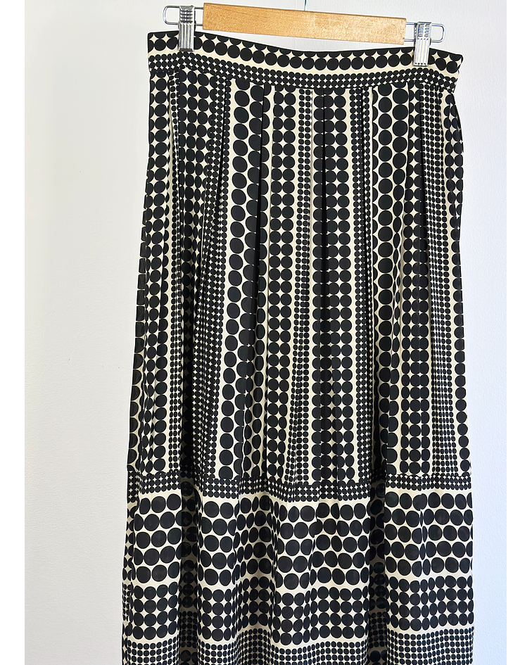 Falda tableada puntos