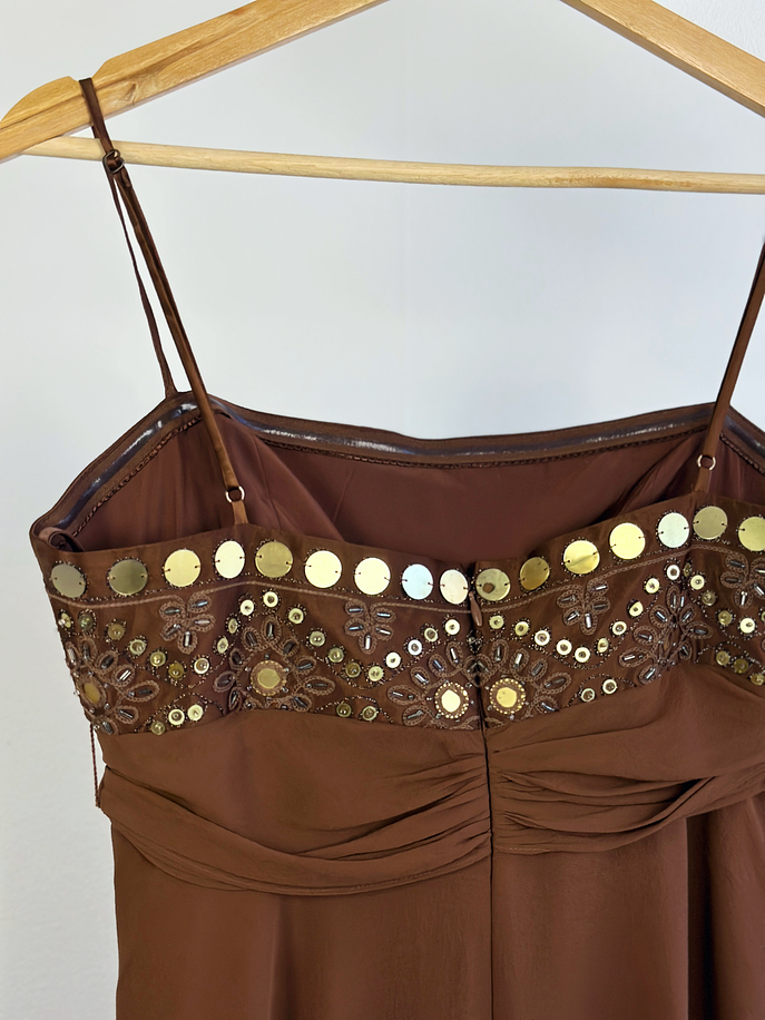 Vestido café de seda  4