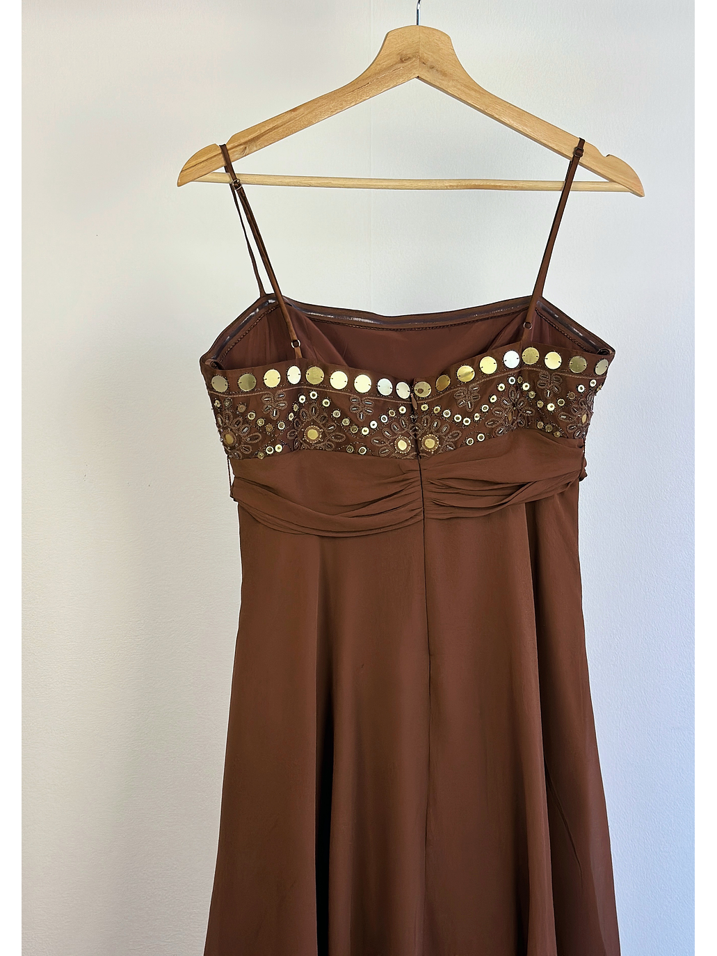 Vestido café de seda  6