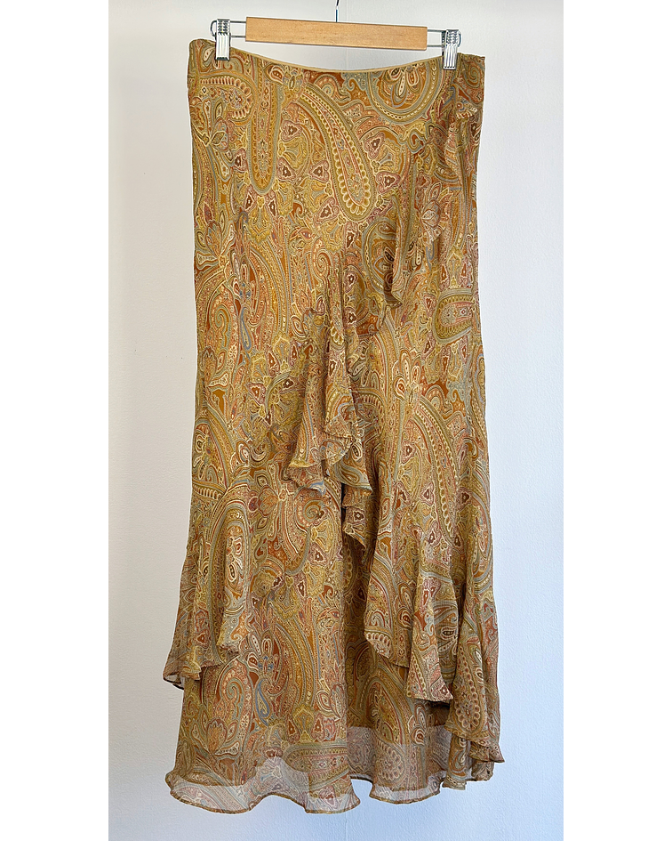 Falda de seda vuelos