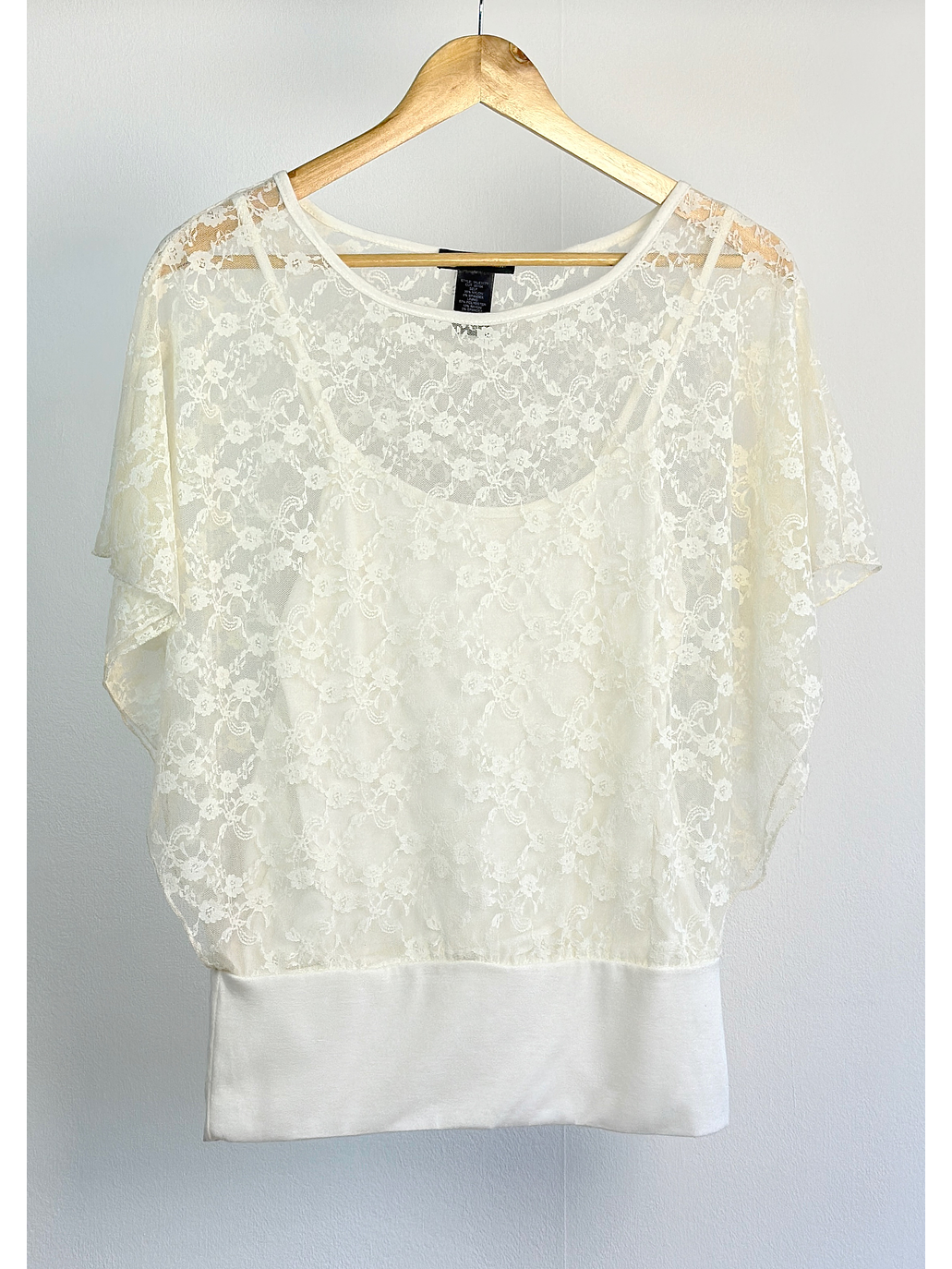 Polera blanca encaje 1