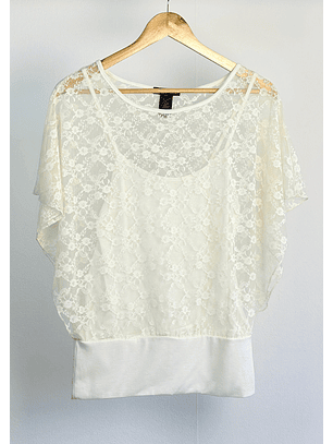 Polera blanca encaje
