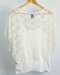 Polera blanca encaje