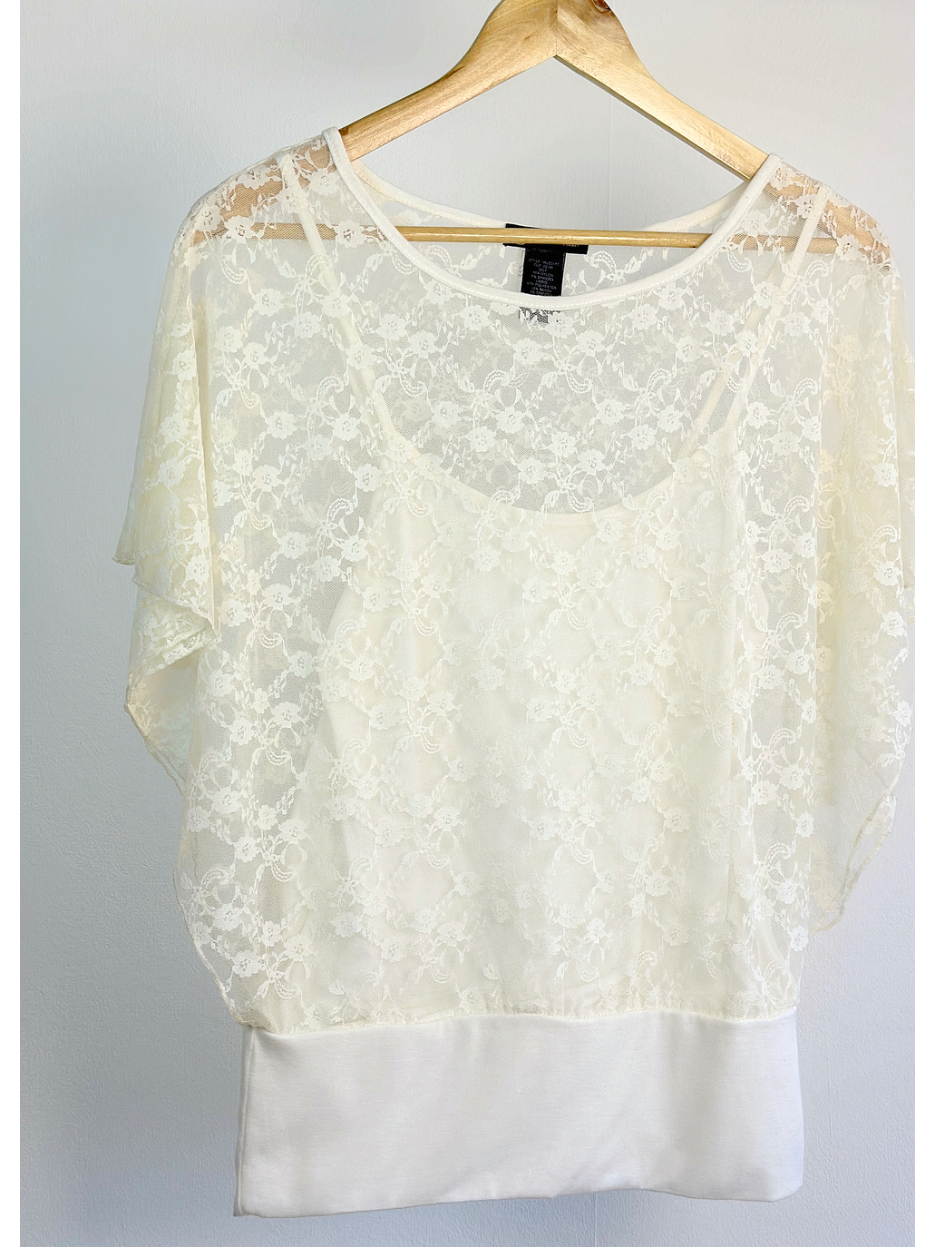 Polera blanca encaje 4