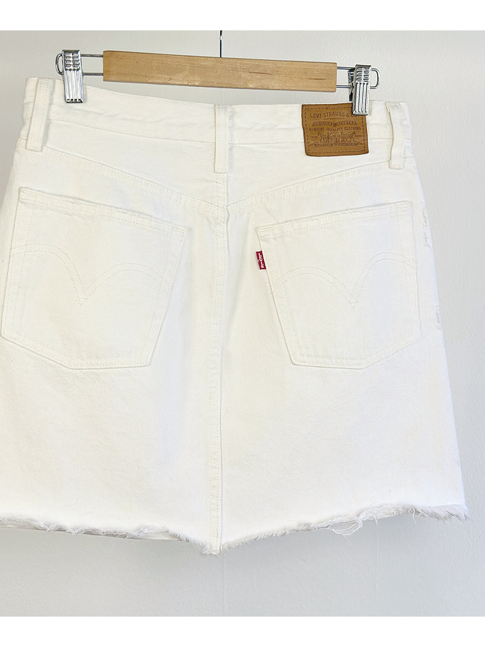 Falda blanca mezclilla 2