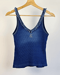 Top azul elasticado