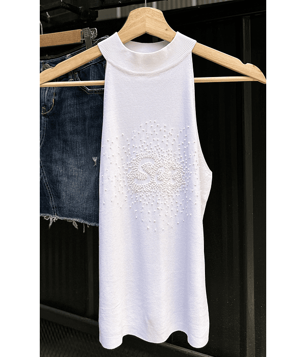 Top blanco bordado mostacillas