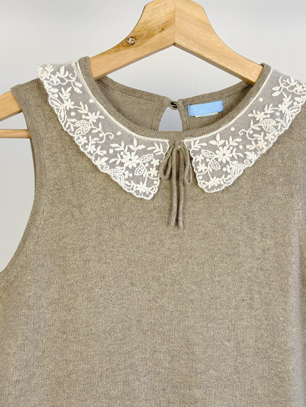 Top de punto beige 3