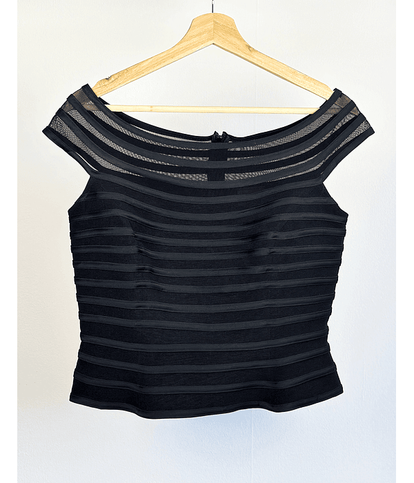Top negro rayado