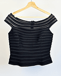 Top negro rayado