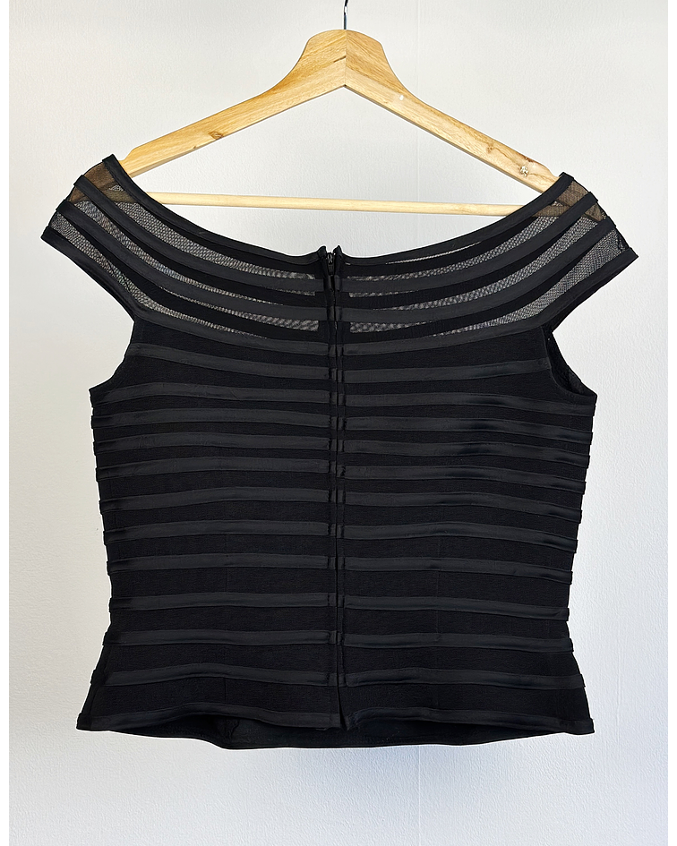 Top negro rayado