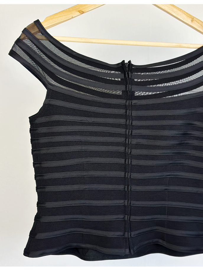 Top negro rayado 3