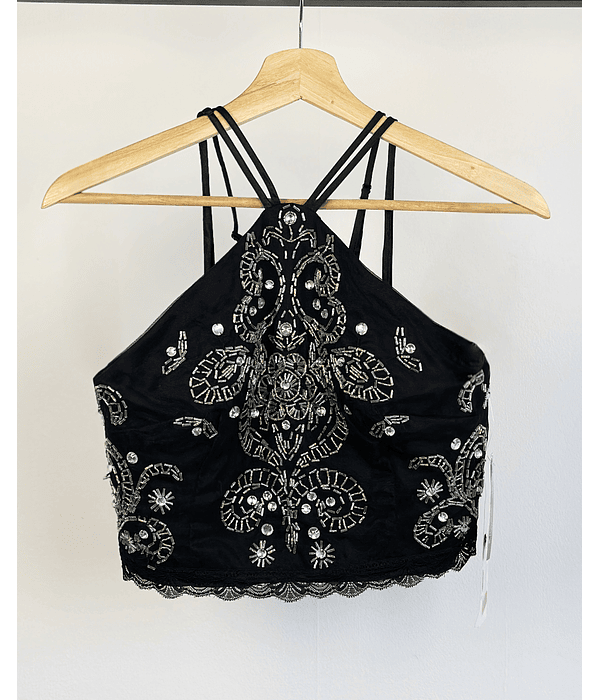 Top negro bordado vintage