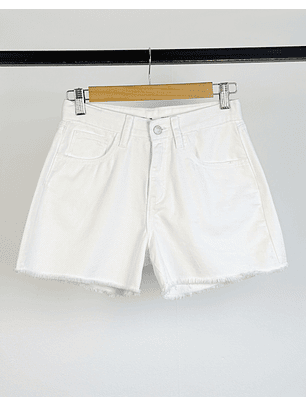 Short de mezclilla blanco