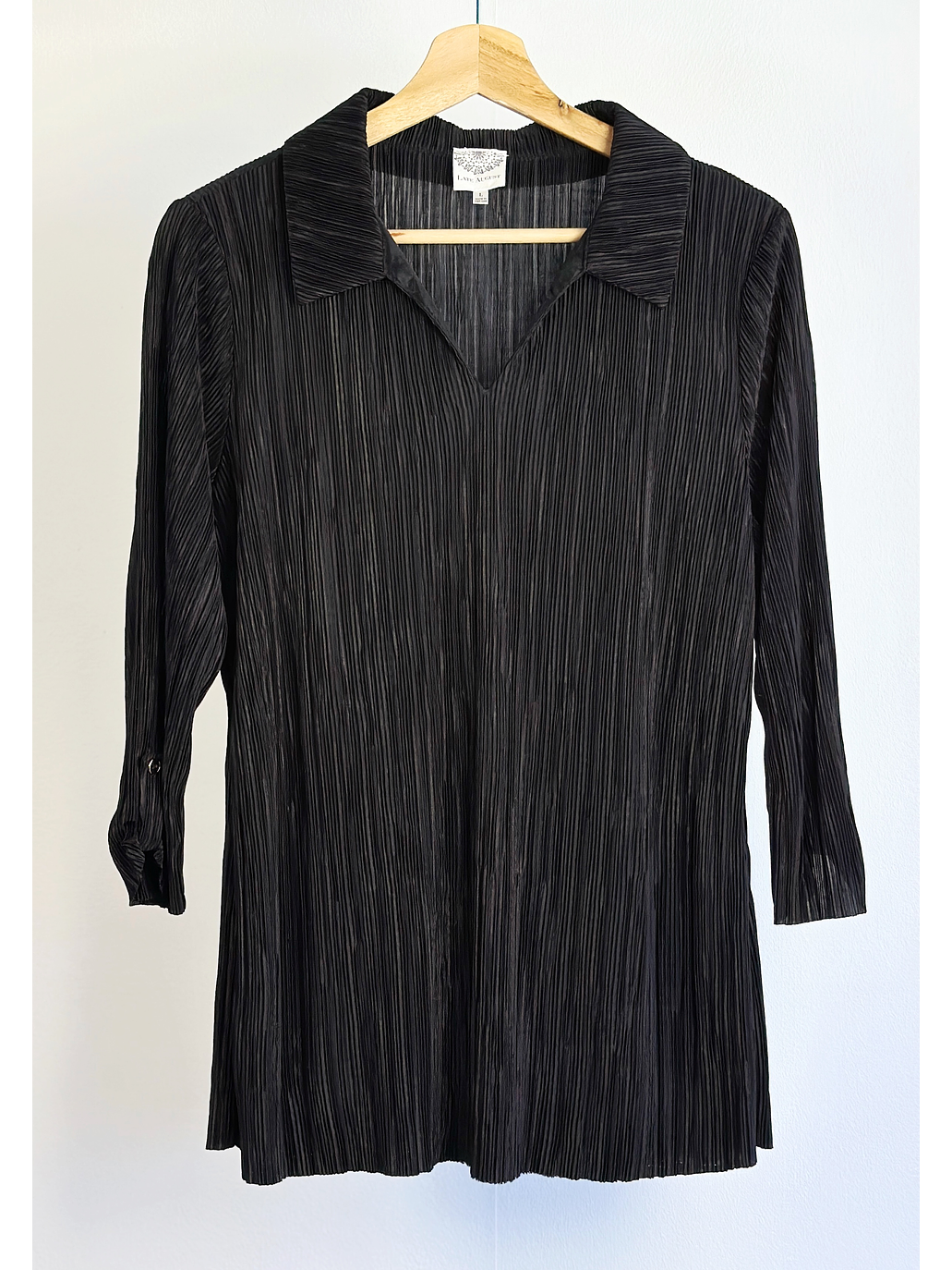 Polera negra plisada 1