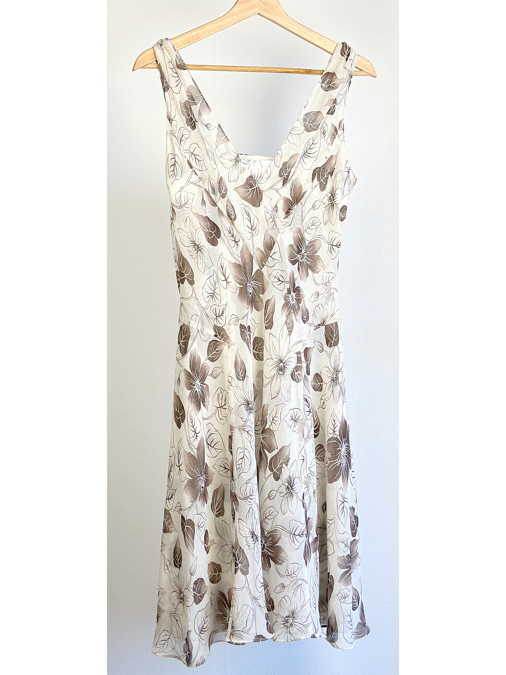 Vestido de seda floreado  3