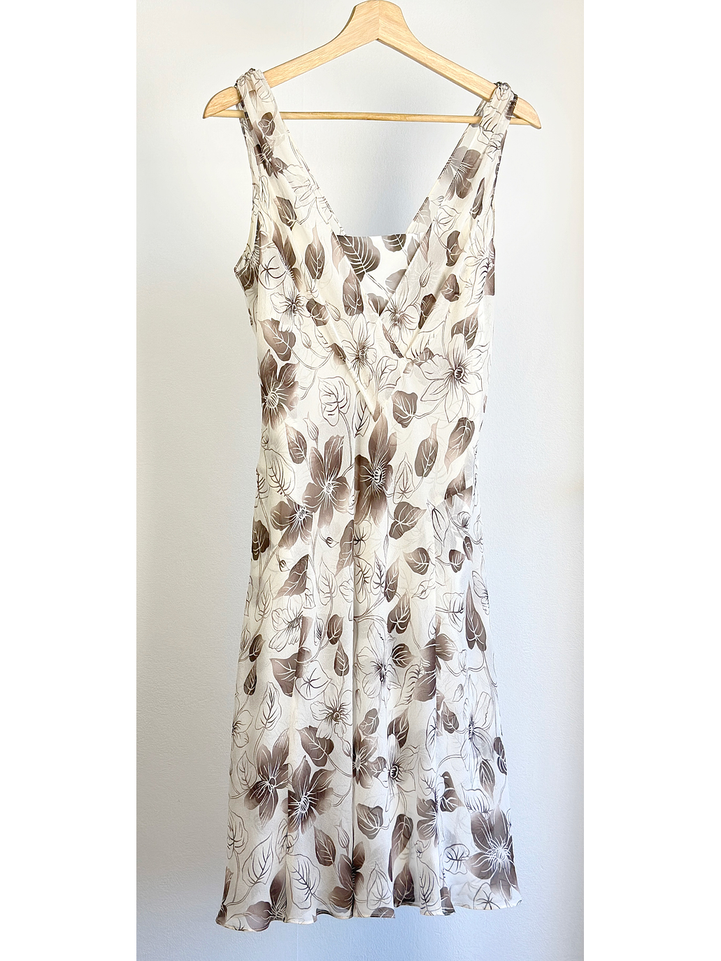 Vestido de seda floreado  1