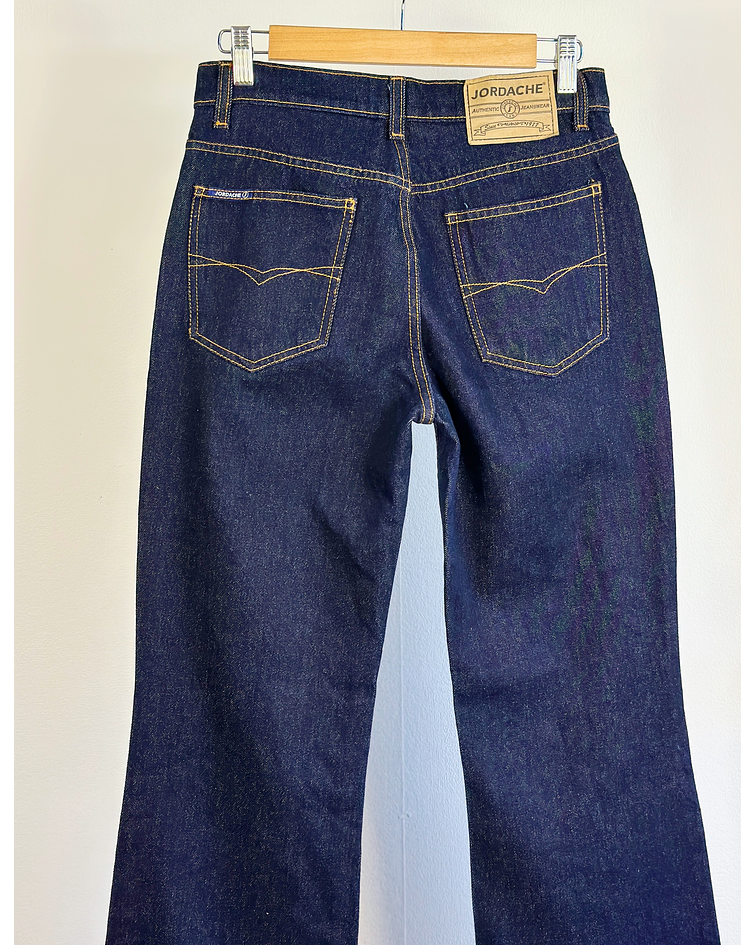 Jeans azul oscuro 