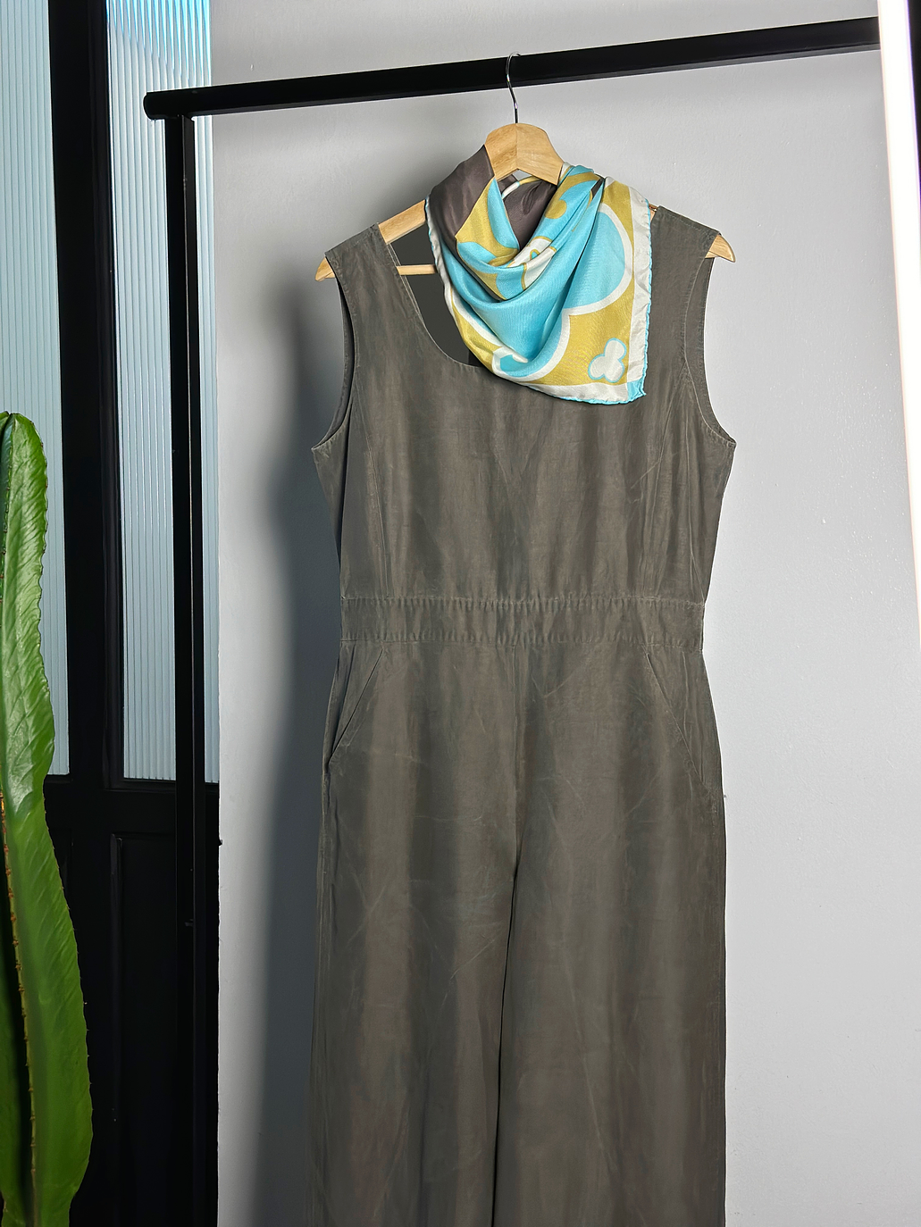 Enterito plomo vintage lino y seda 3