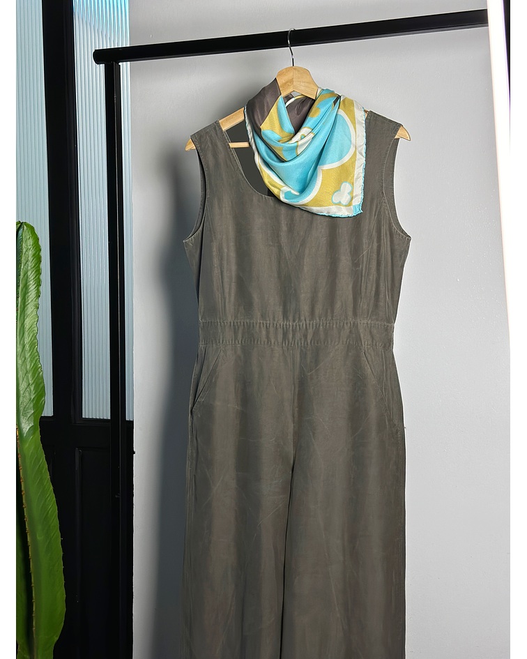 Enterito plomo vintage lino y seda