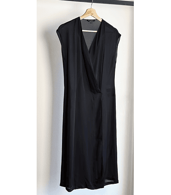 Vestido de seda negro