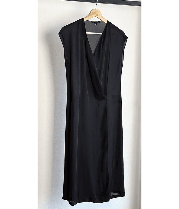 Vestido de seda negro