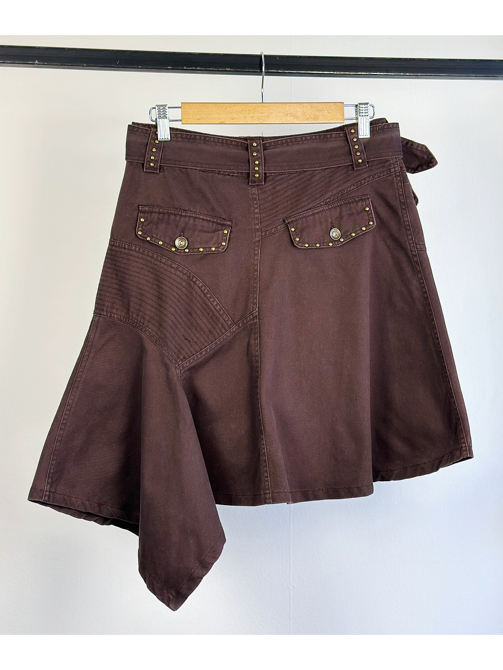 Falda café asimétrica 3