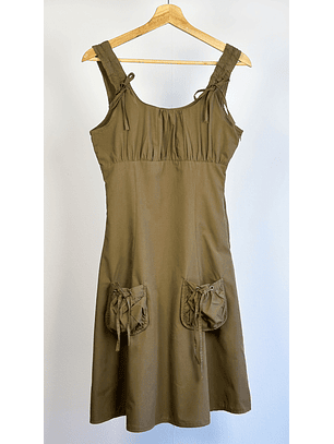 Vestido verde militar 