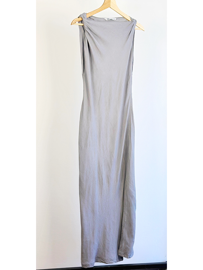 Vestido gris largo 1