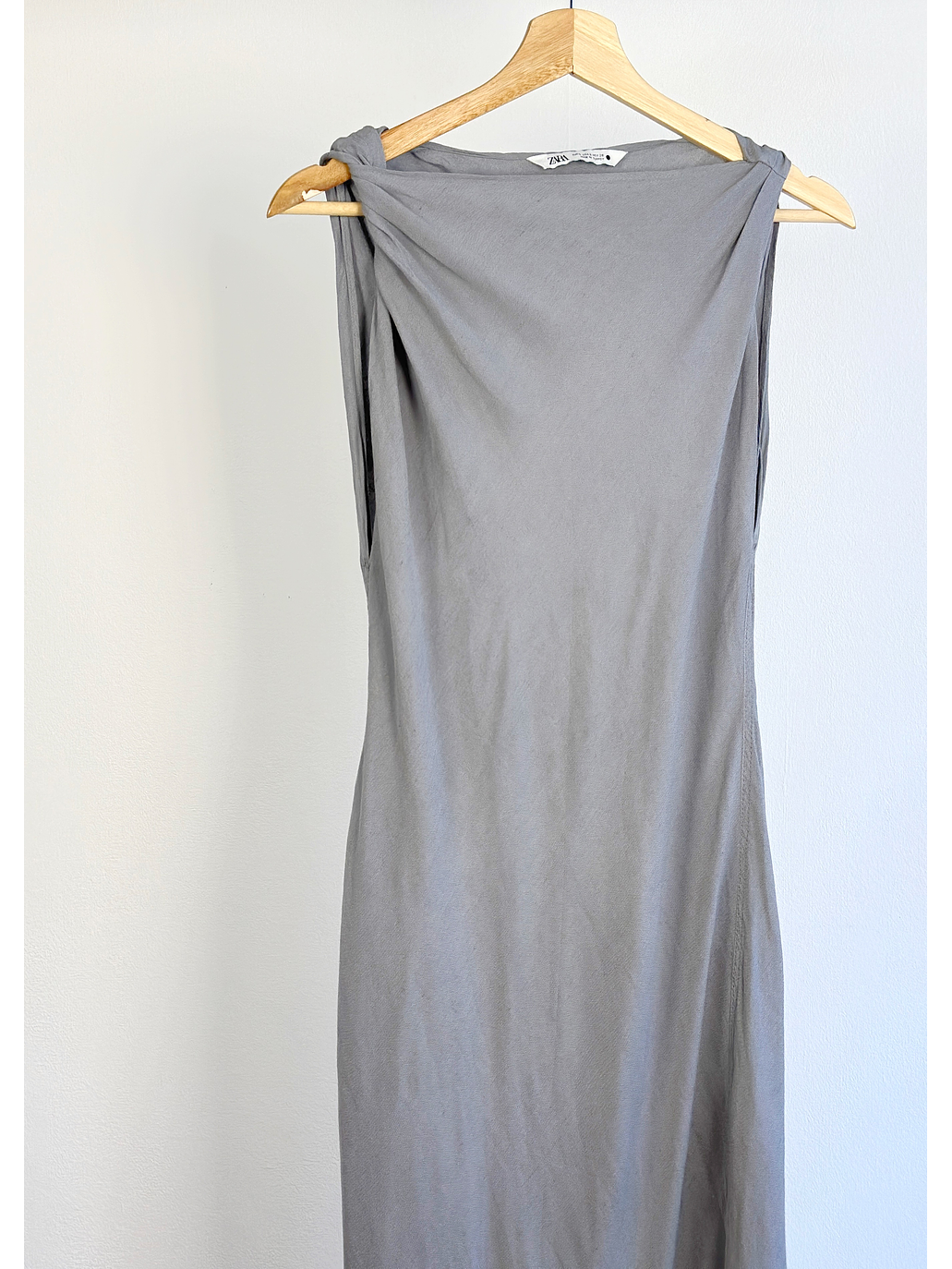 Vestido gris largo 2