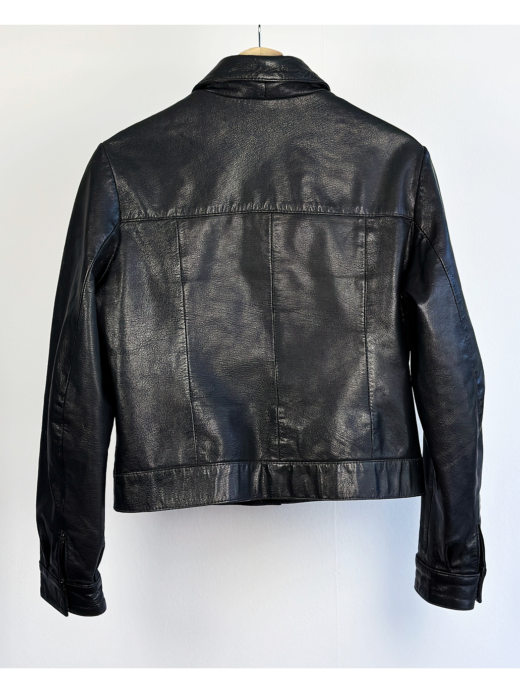 Chaqueta cuero negra  3