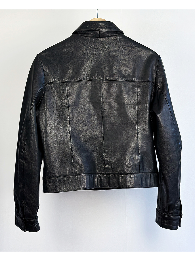 Chaqueta cuero negra  3